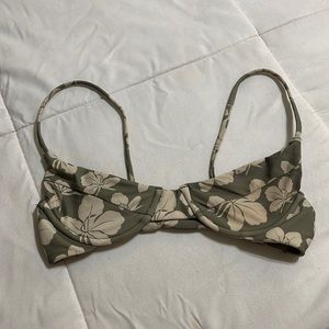 Benoa swim butterfly ginger shea top